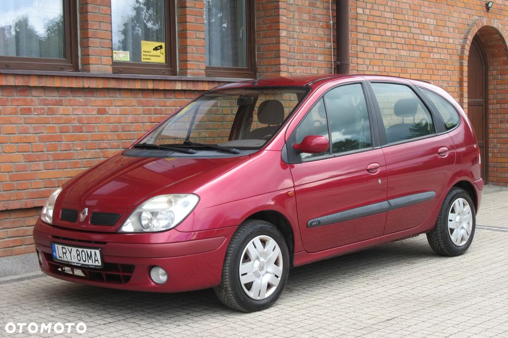 Renault Scenic - 1