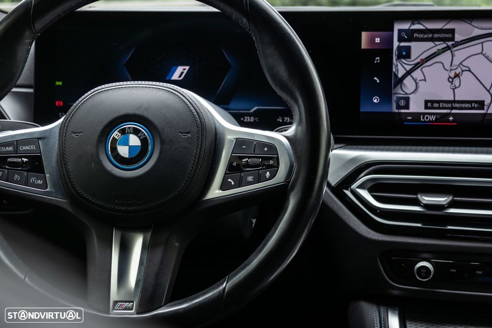 BMW i4 eDrive40 Desportiva M - 21