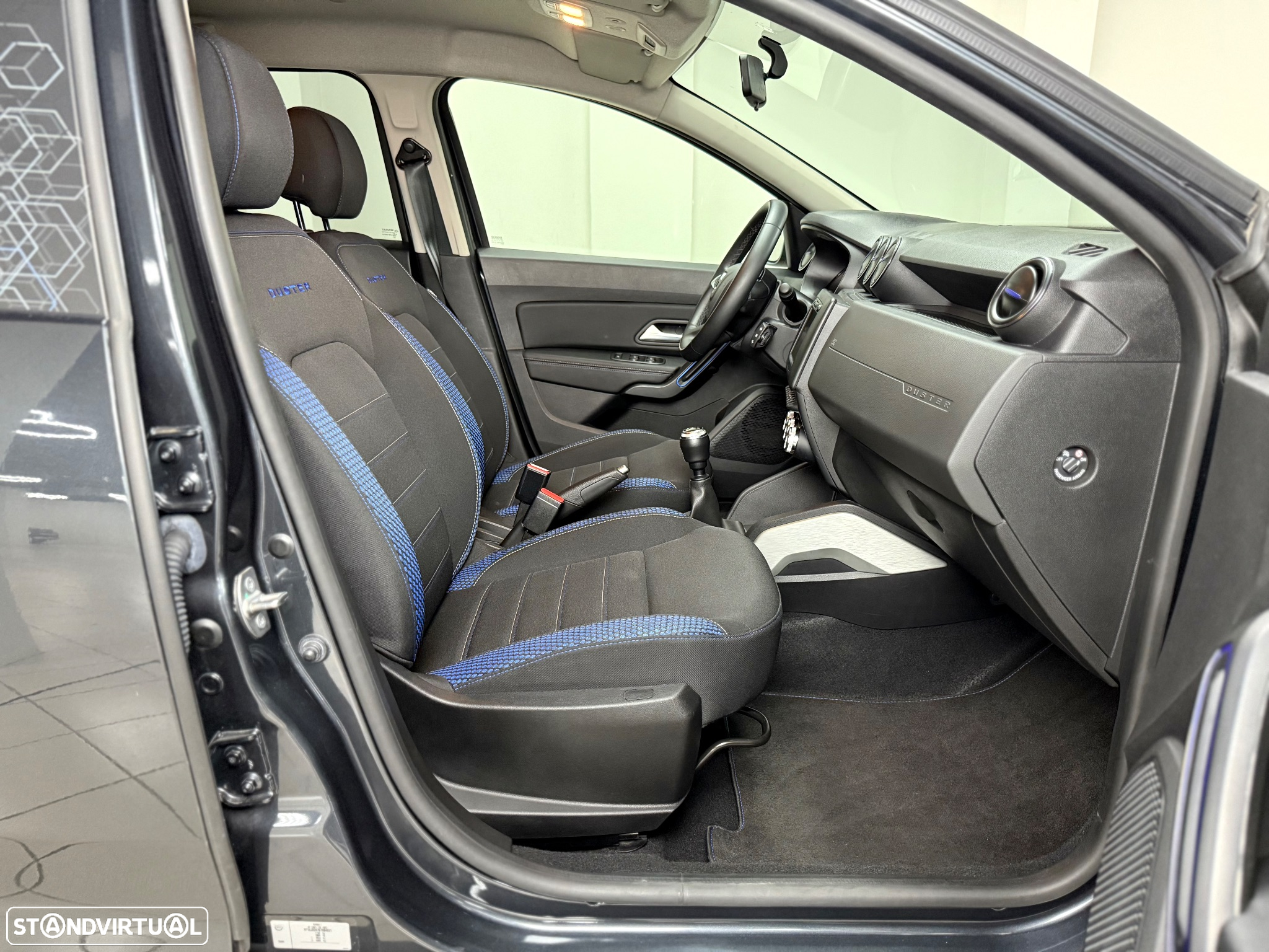 Dacia Duster 1.0 TCe Essential - 26