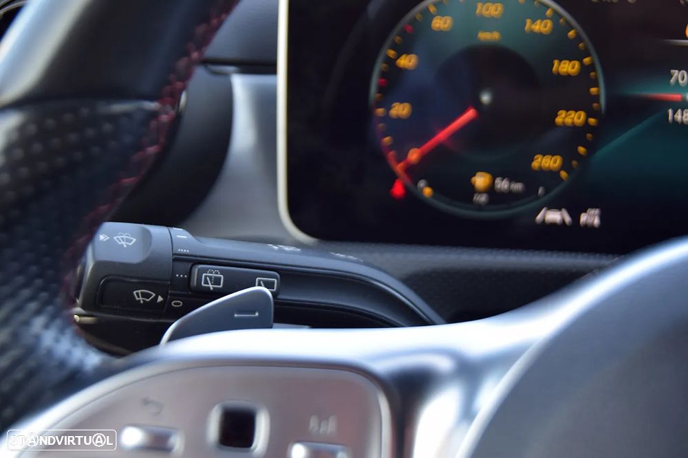 Mercedes-Benz A 180 d AMG Line Aut. — fotografia 30