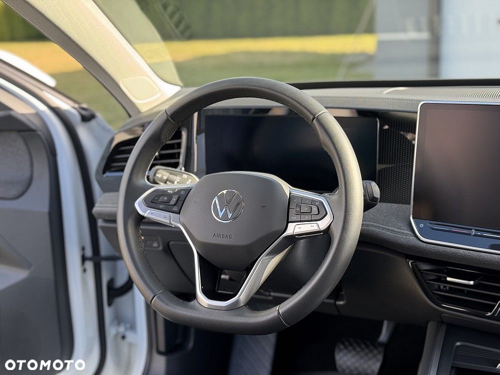 Volkswagen Passat - 19