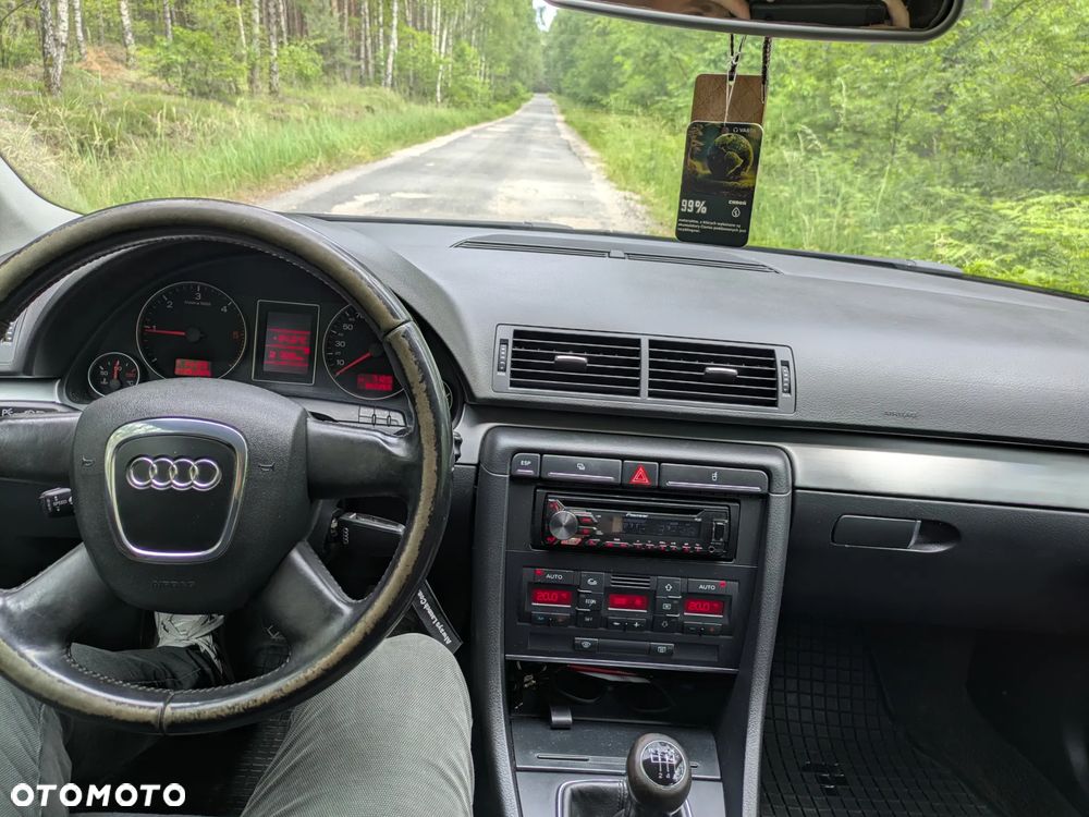 Audi A4 Avant 2.0 TDI DPF - 12