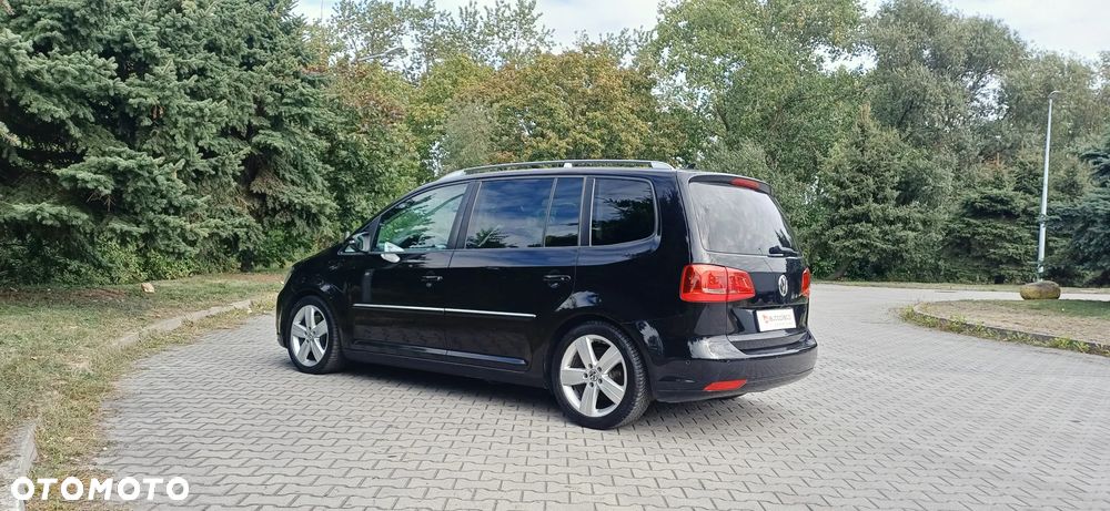 Volkswagen Touran 2.0 TDI DPF DSG Highline - 11