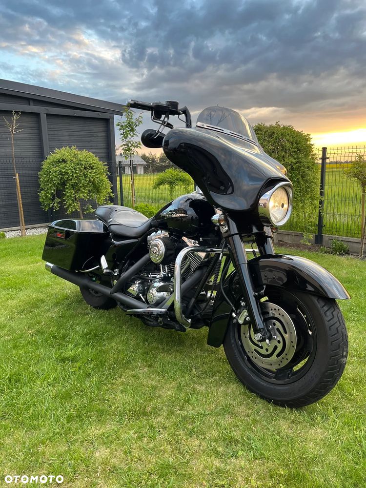 Harley-Davidson Touring Street Glide - 1