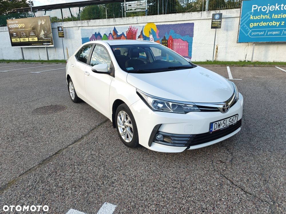 Toyota Corolla - 2