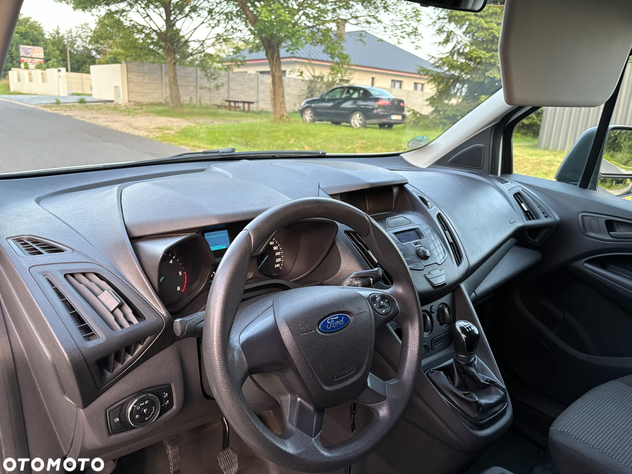 Ford Transit Connect - 8