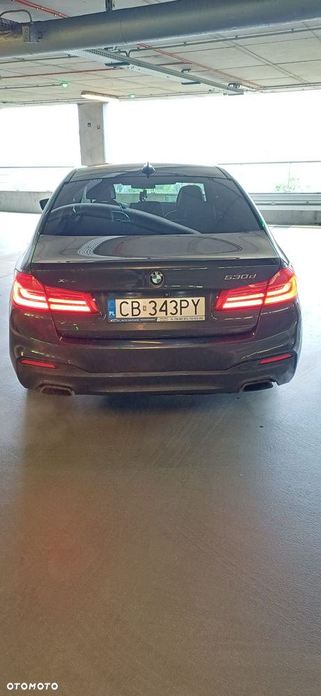 BMW Seria 5 530d xDrive - 2