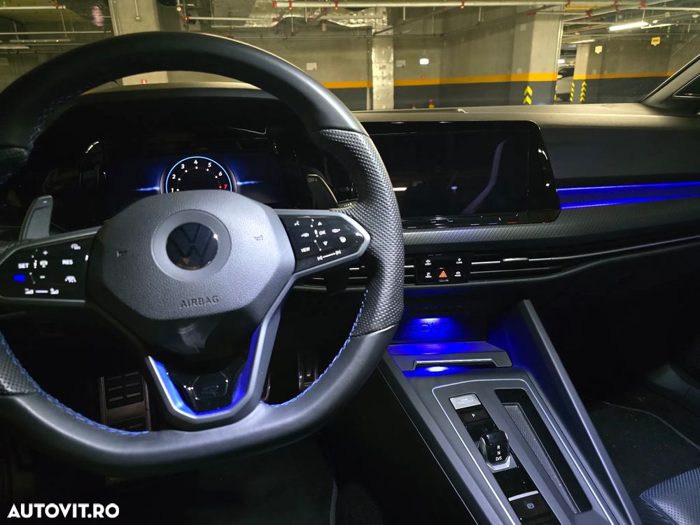 Volkswagen Golf - 13