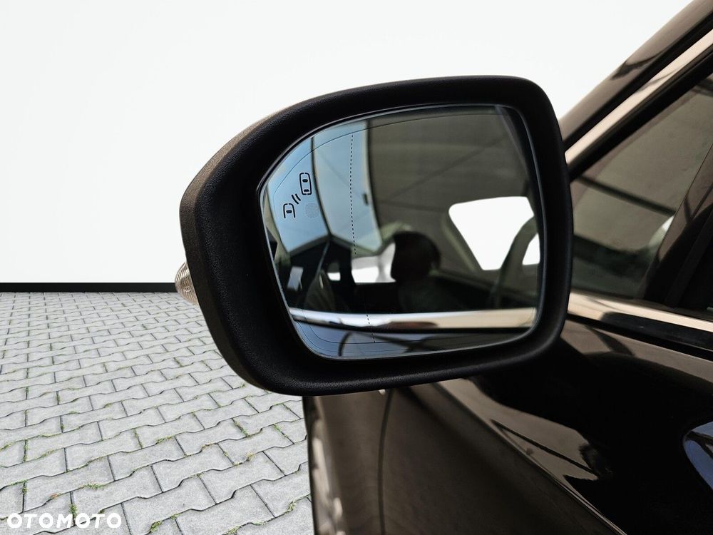 Ford Mondeo 2.0 EcoBlue Vignale - 32