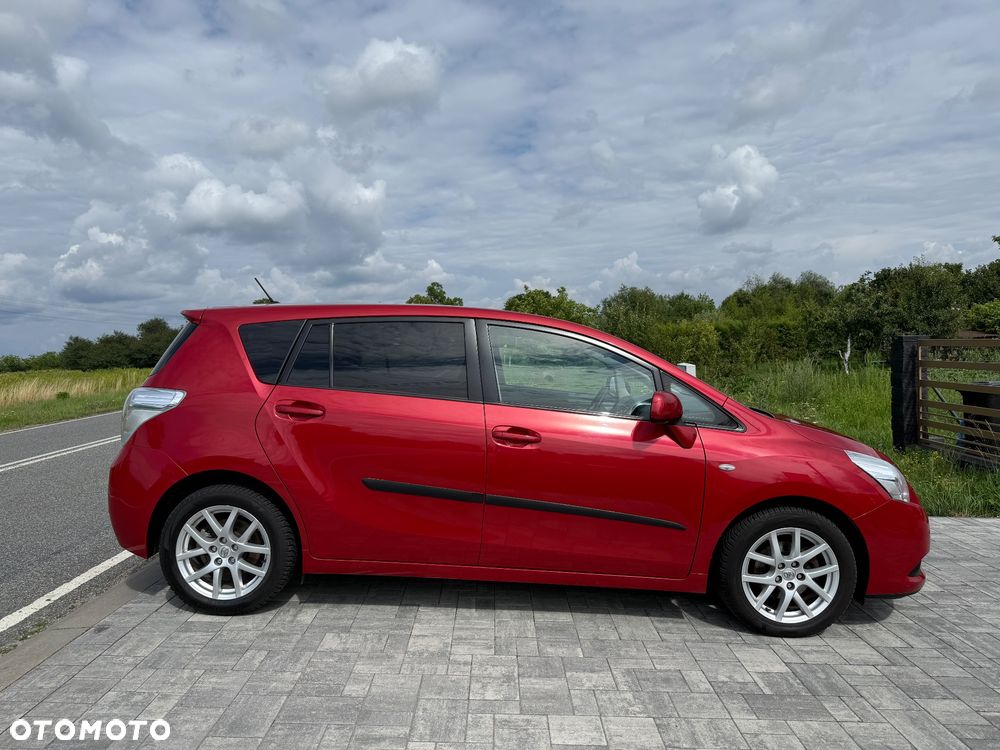 Toyota Verso 1.8 Prestige EU5 MS - 36