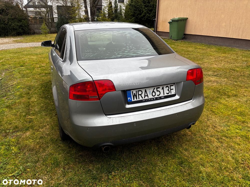 Audi A4 Limousine - 2