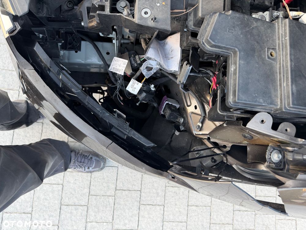 Renault Grand Scenic Energy dCi 130 Start & Stop Bose Edition - 19