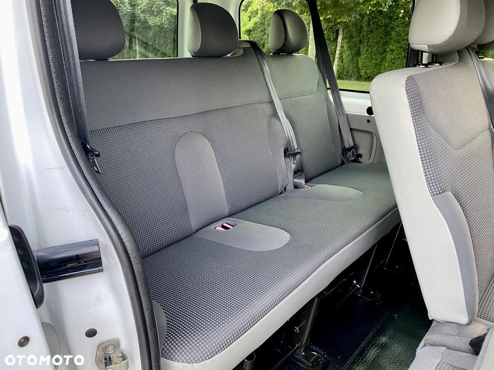 Opel Vivaro Tour Elegance L1H1 - 22