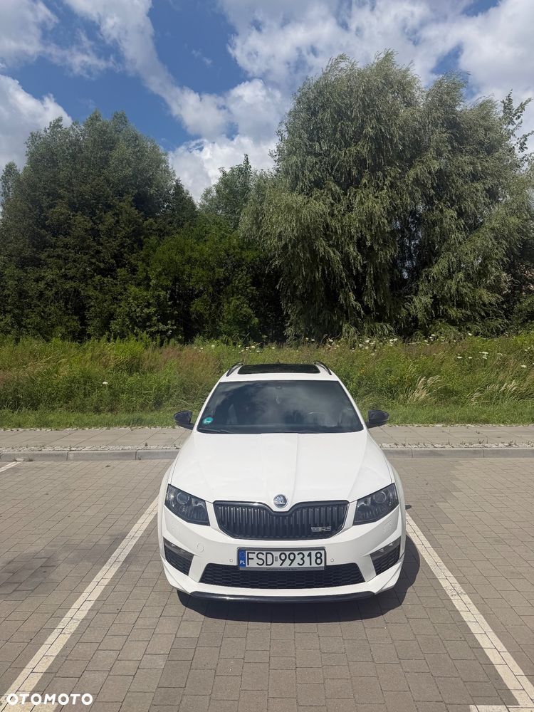 Skoda Octavia 2.0 TDI RS DSG - 1