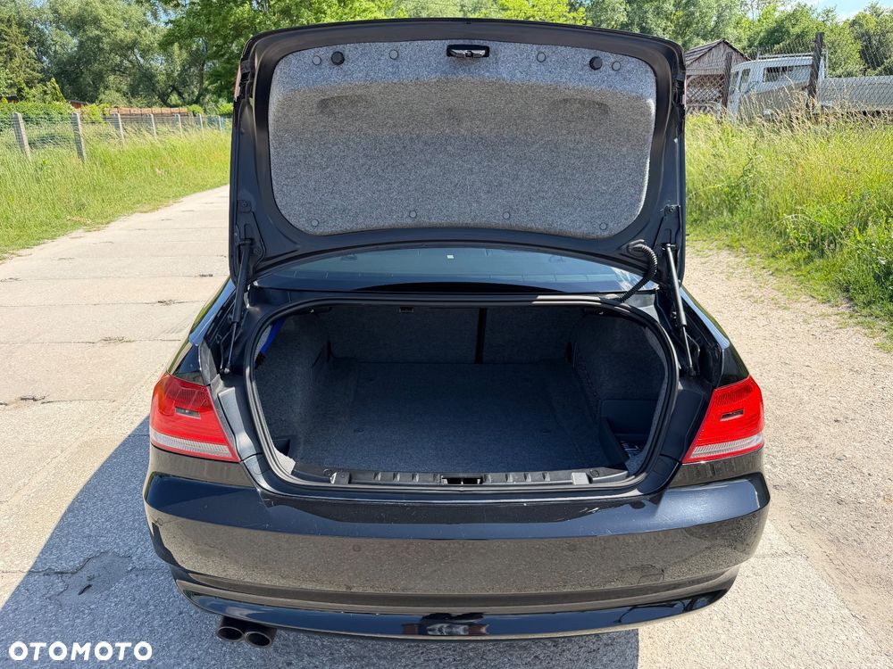 BMW Seria 3 325i Edition Exclusive - 20