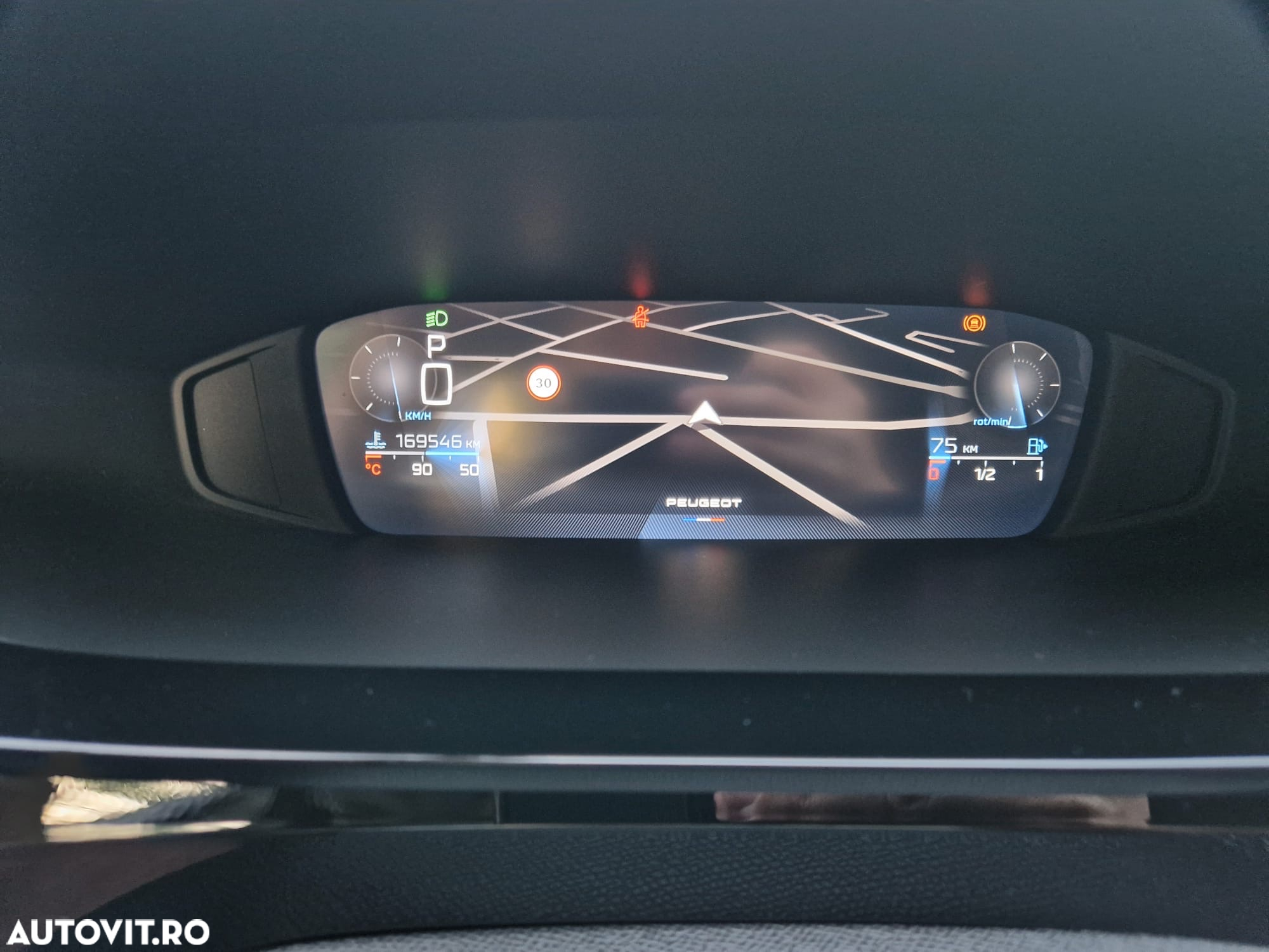 Peugeot 308 1.2 L PureTech Turbo S&S EAT8 Allure Pack - 24