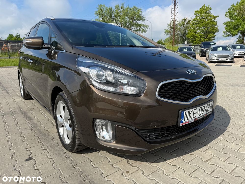 Kia Carens 1.6 GDI Dream-Team Edition - 15