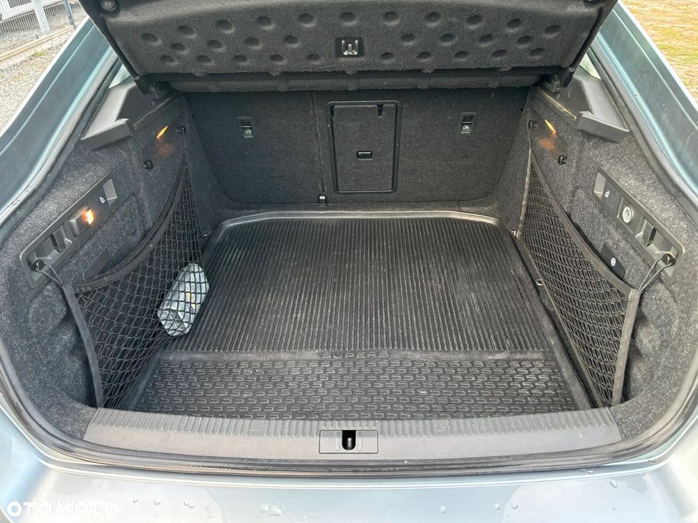 Skoda Superb 2.0 TDI L&K - 26