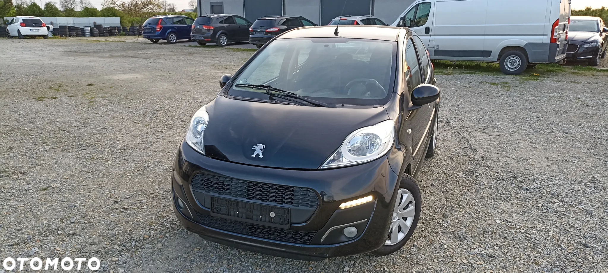Peugeot 107 1.0 Happy - 4