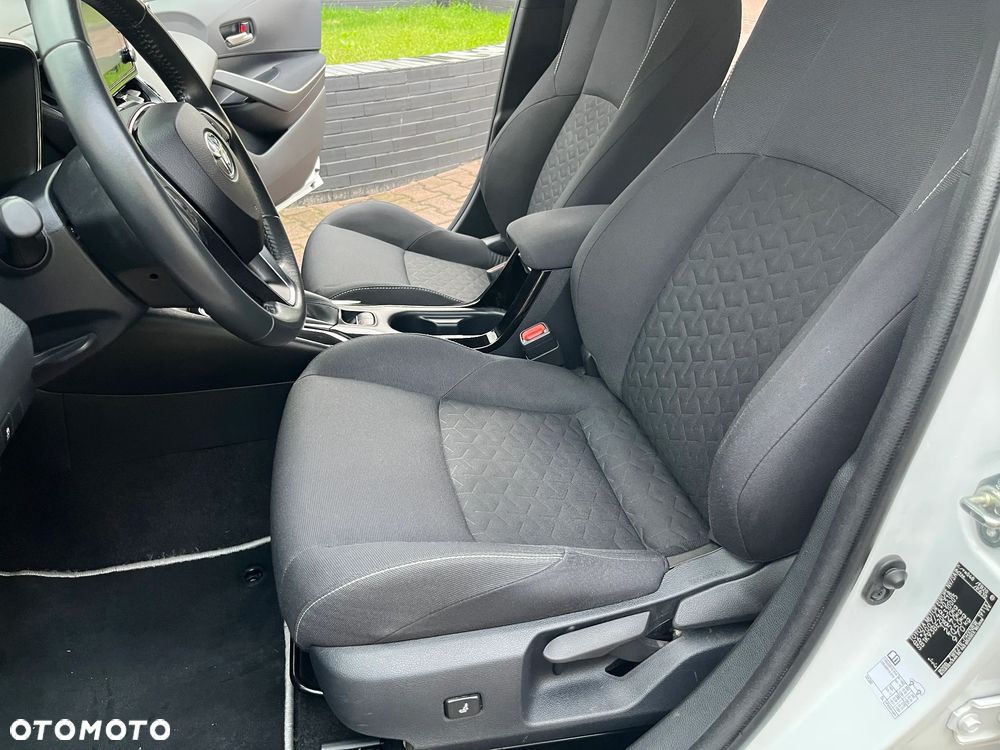 Toyota Corolla 1.8 Hybrid Comfort - 19