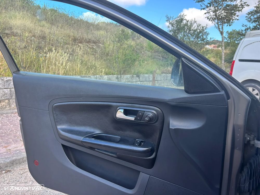 SEAT Ibiza — fotografia 13