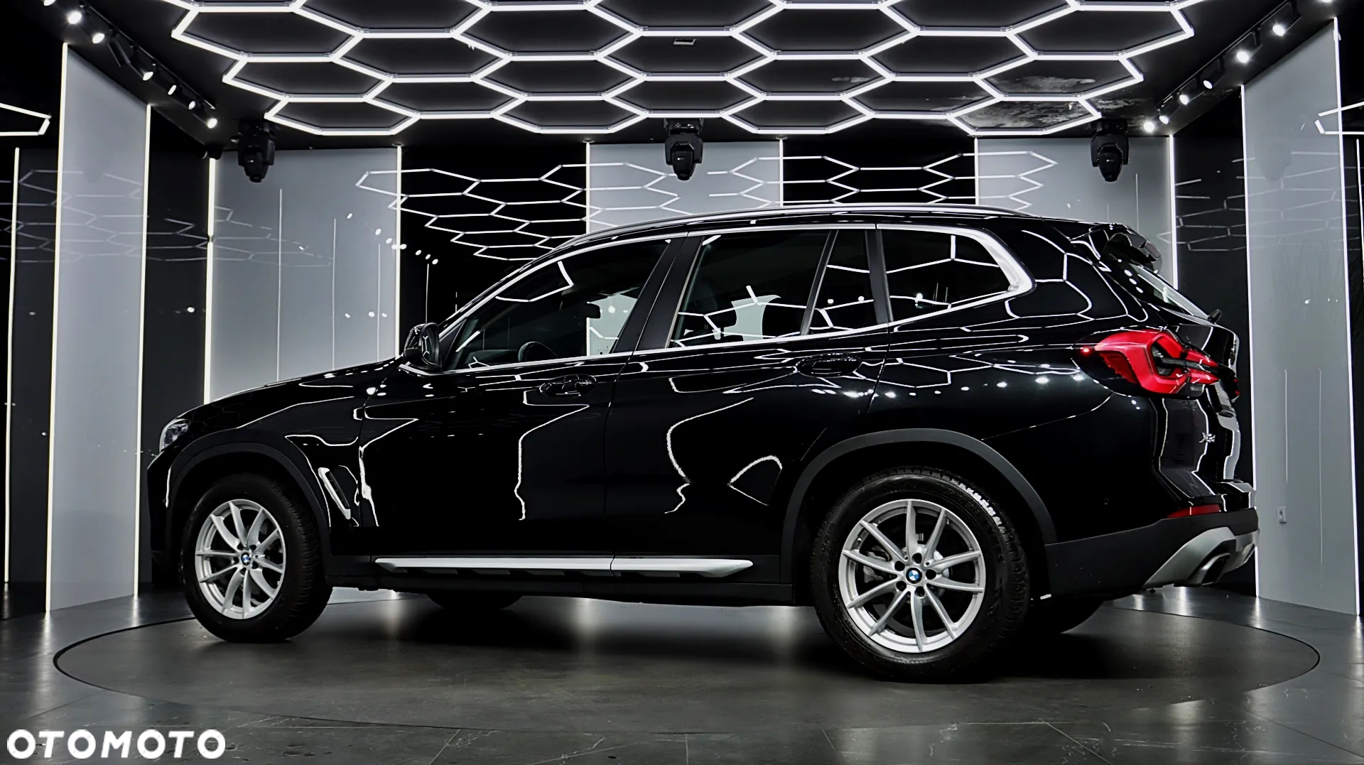 BMW X3 xDrive20i GPF Luxury Line - 4