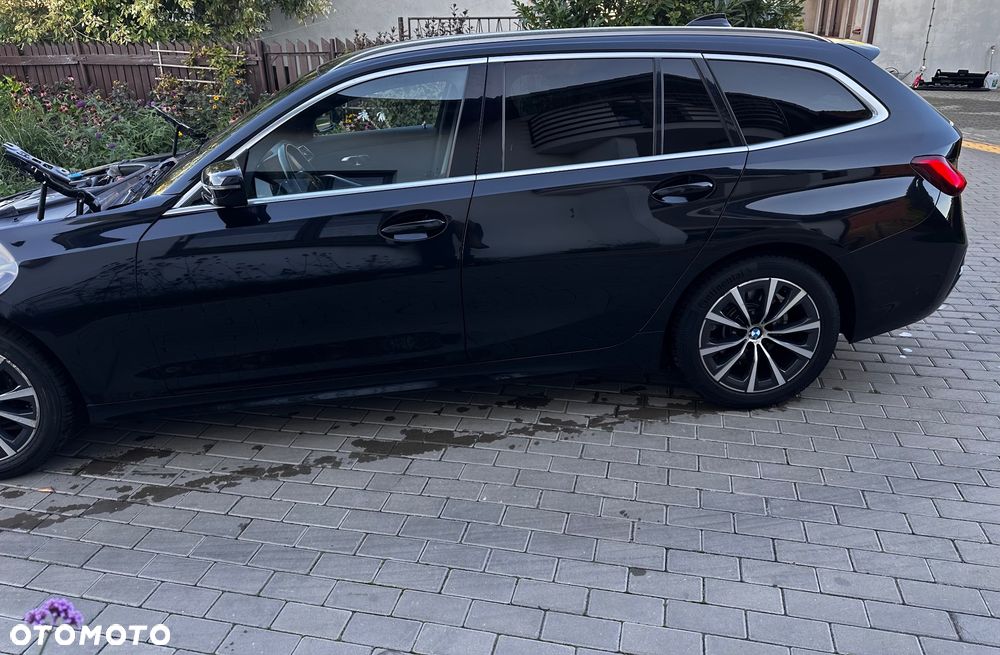 BMW Seria 3 318d MHEV Sport Line - 12