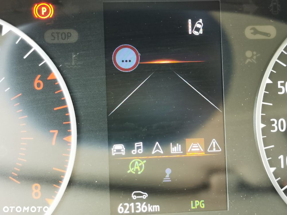 Renault Captur TCe 100 INTENS - 12