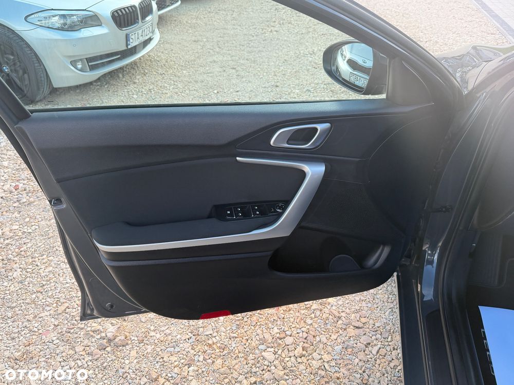 Kia Ceed 1.4 Vision - 14