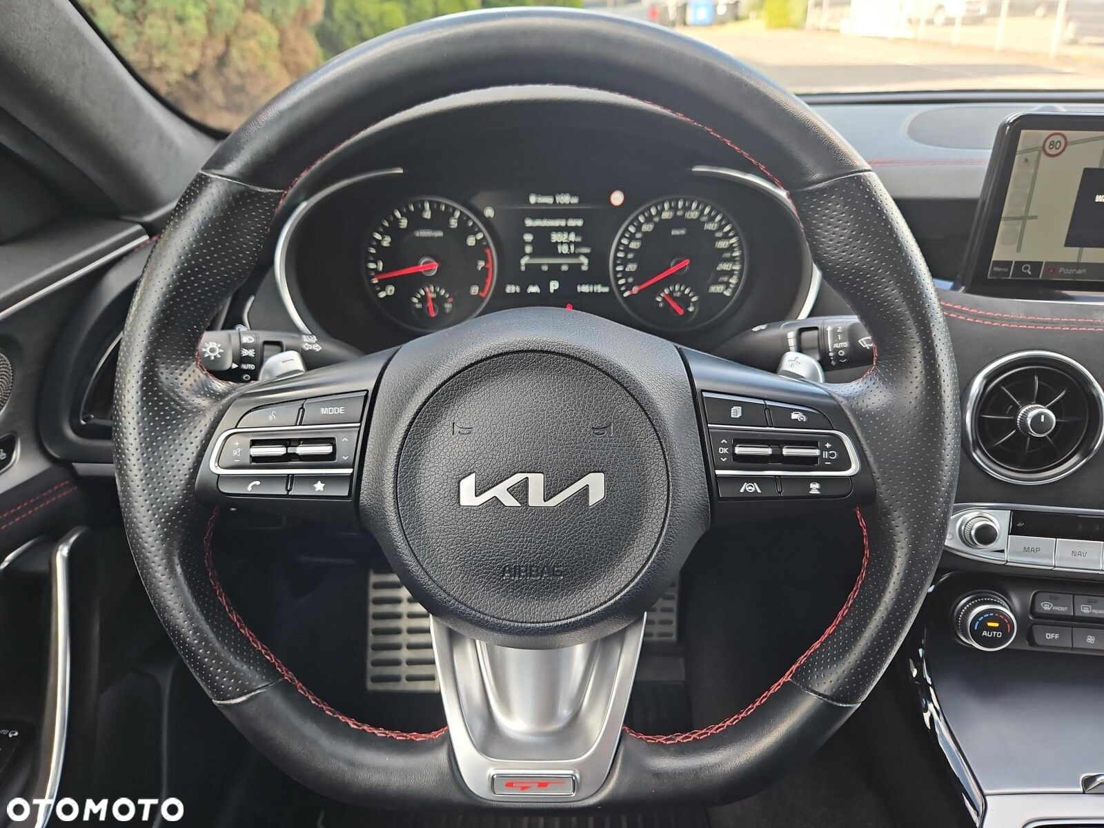 Kia Stinger - 13