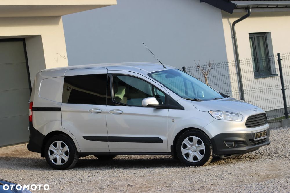 Ford transit courier - 7
