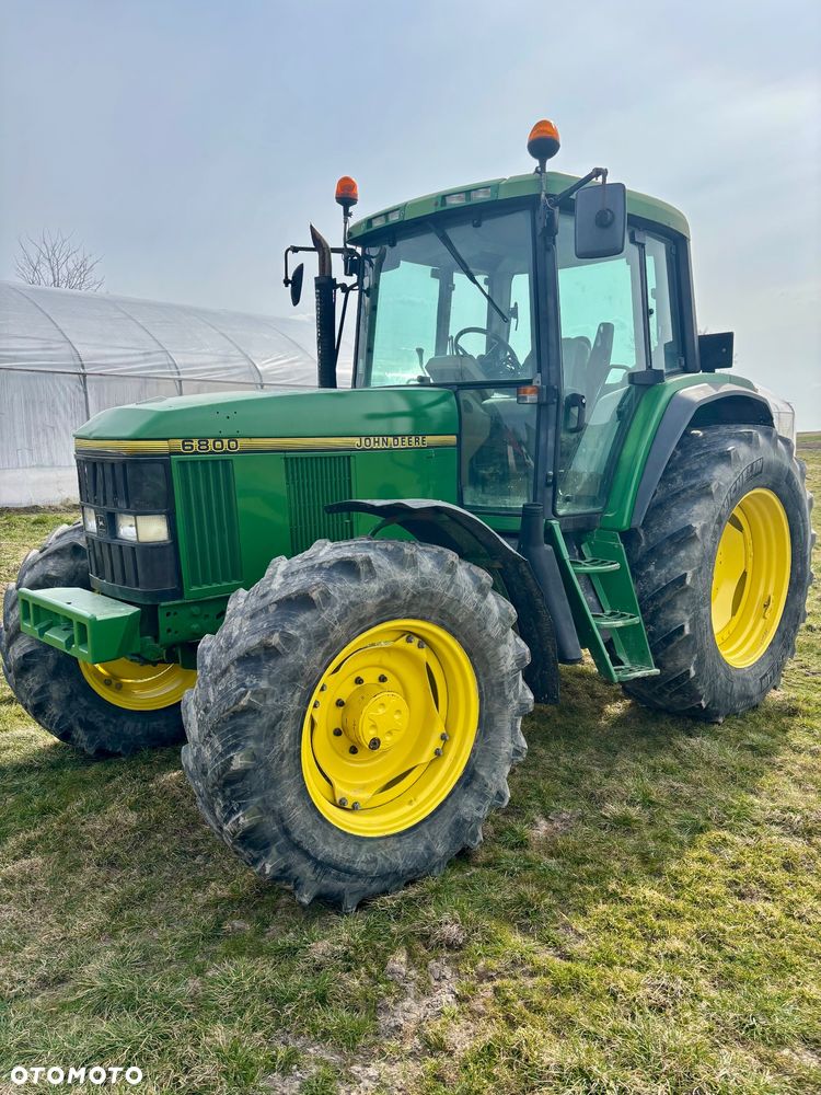 John Deere 6800 - 1