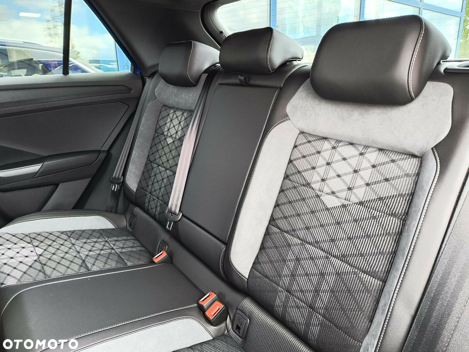 Volkswagen T-Roc 1.5 TSI R-Line Plus DSG - 23