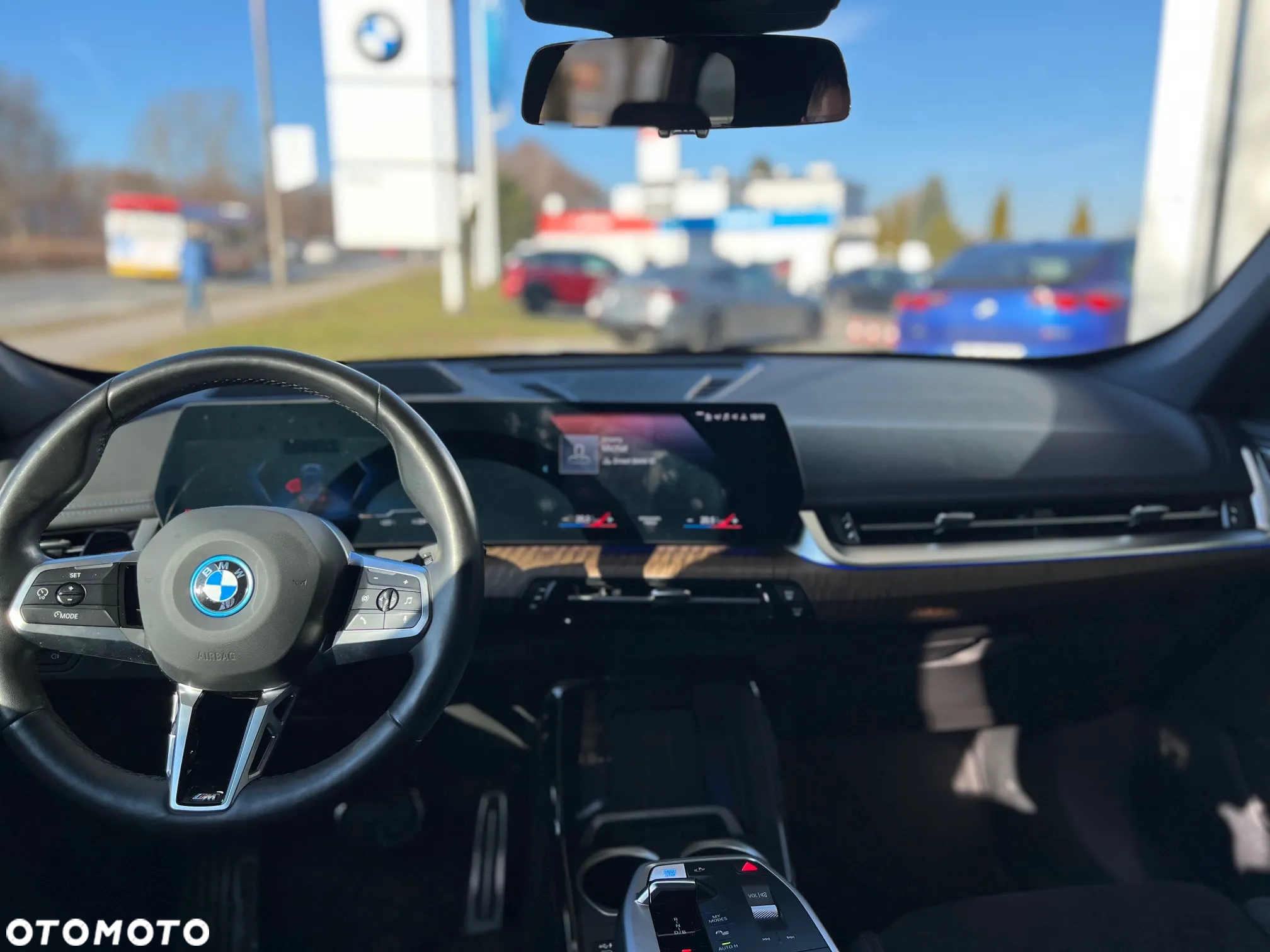 BMW iX1 xDrive30 66.5kWh M Sport - 8