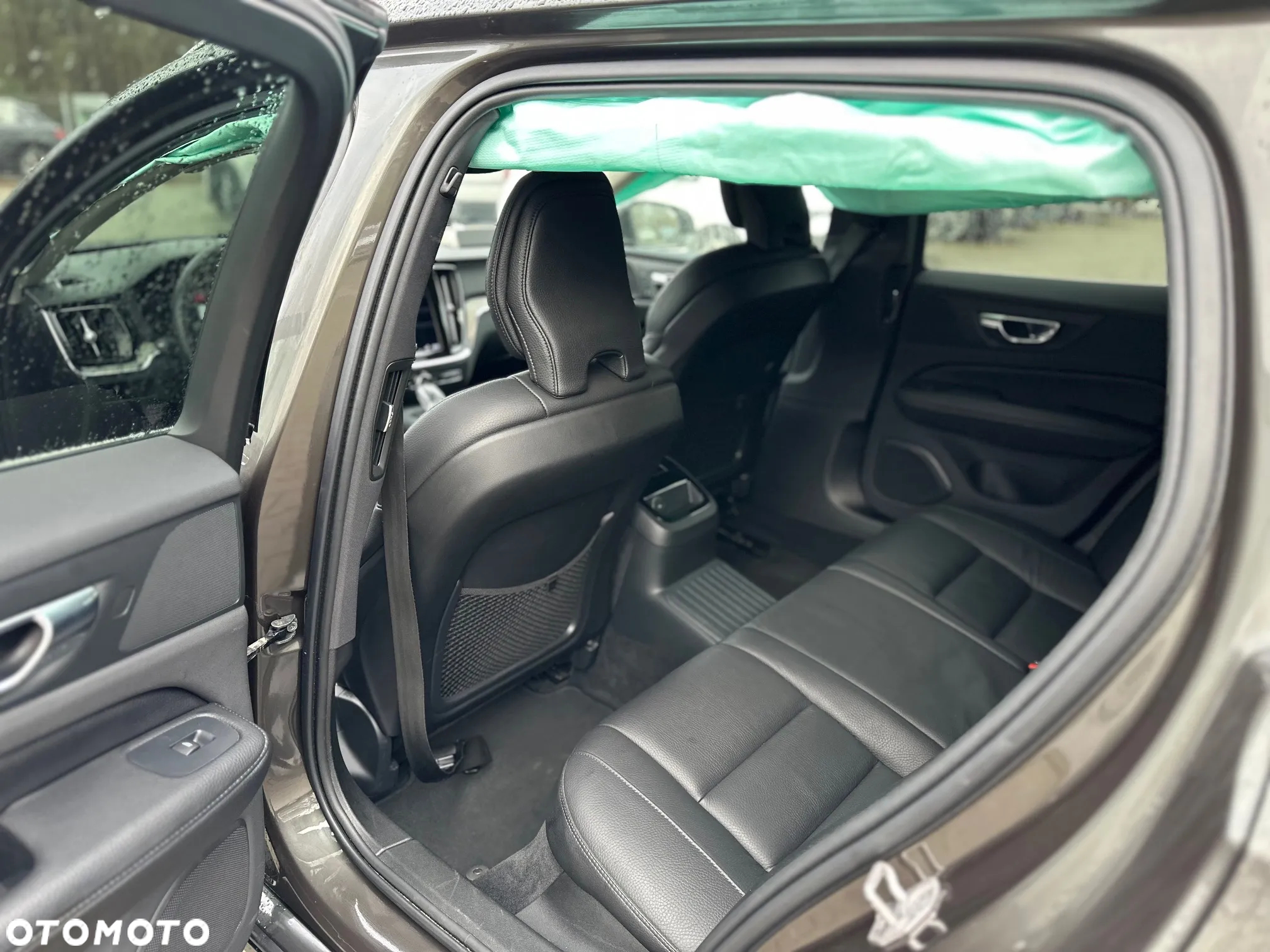 Volvo V60 T6 AWD Plug-In Hybrid Inscription - 10