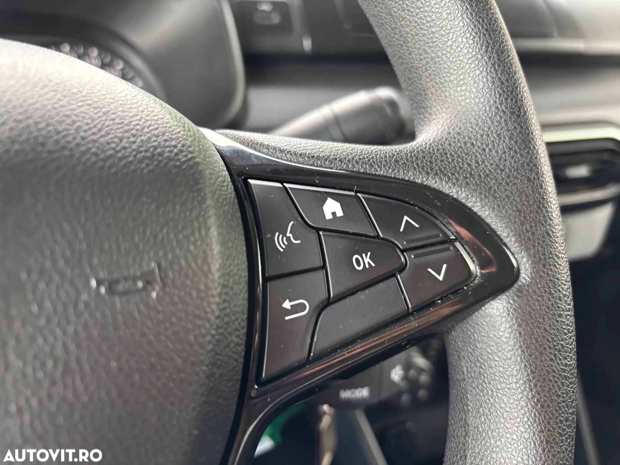 Dacia Logan - 25