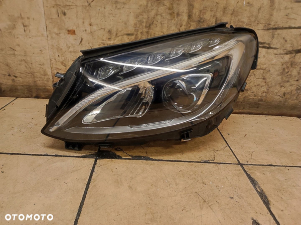 Lampa reflektor full led lewy przód C Klasa W205 205