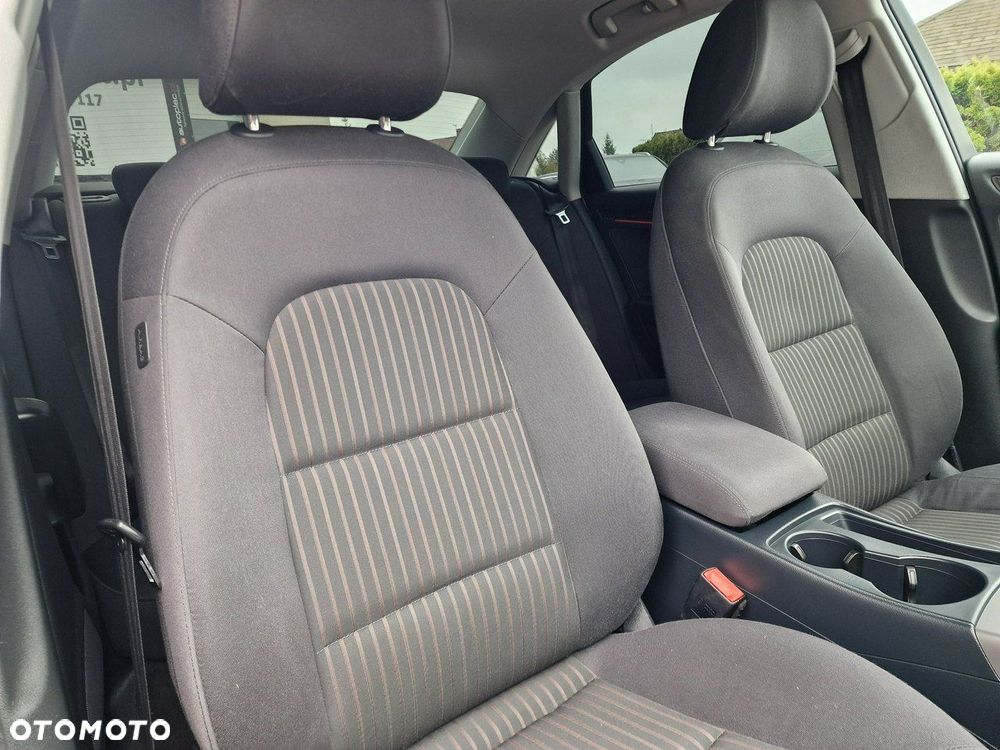 Audi A4 Limousine 1.8 TFSI Ambiente - 22
