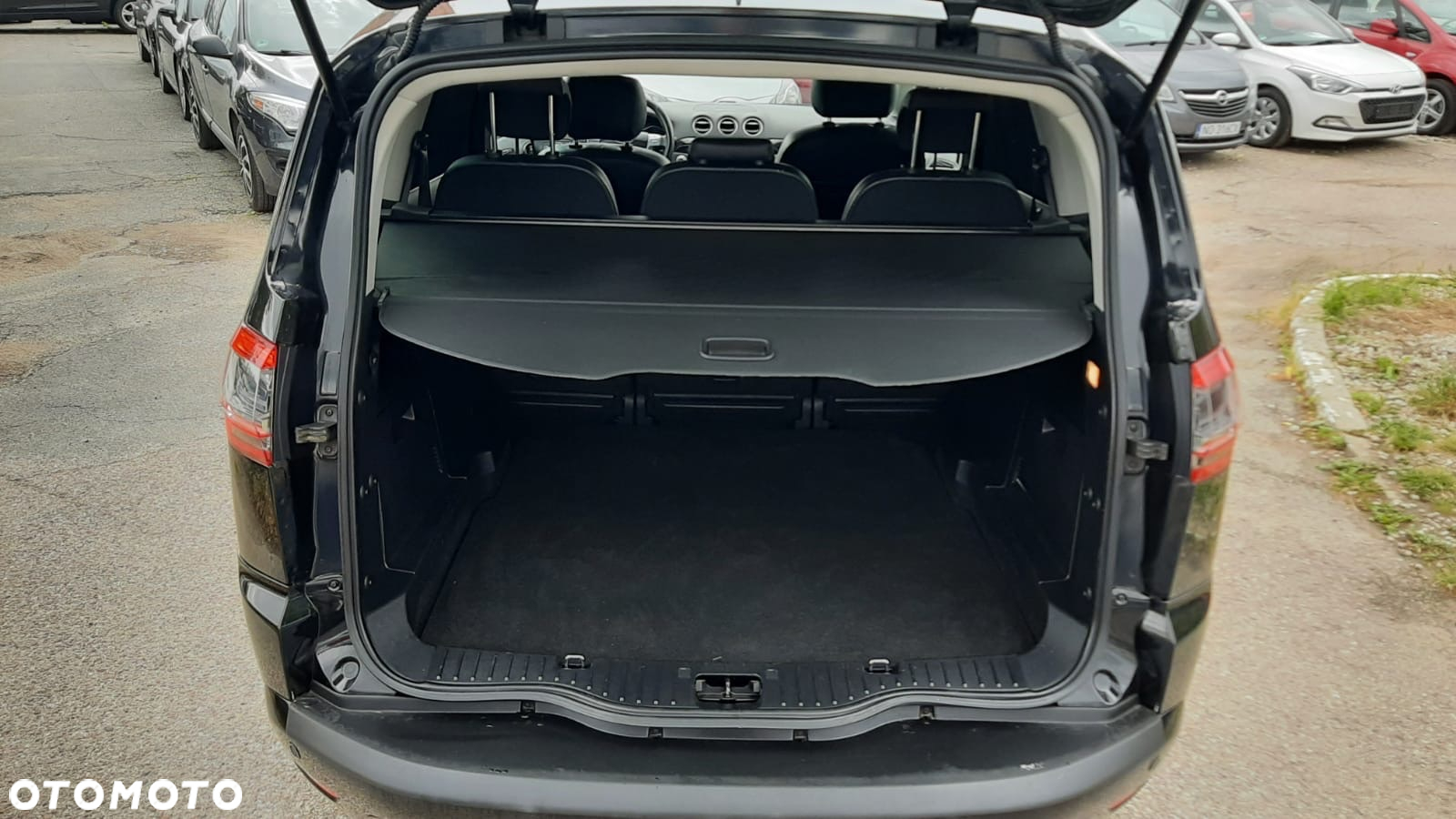 Ford S-Max 2.0 EcoBoost Titanium - 9