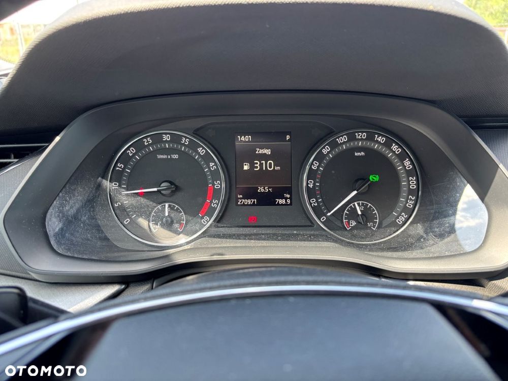 Skoda Octavia 2.0 TDI Ambition DSG - 5