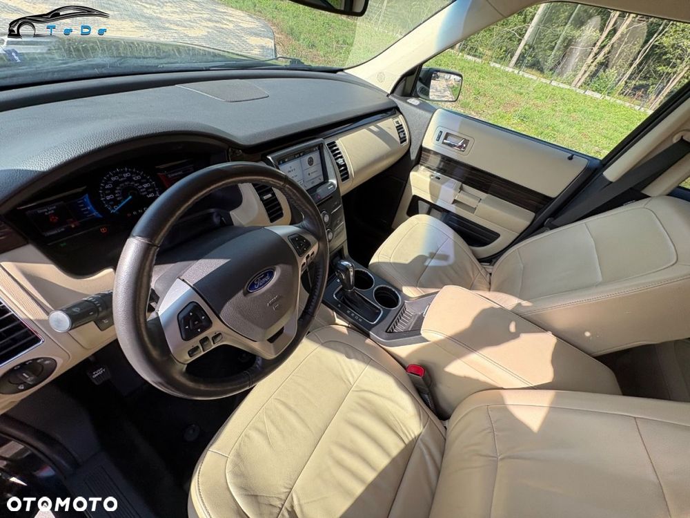 Ford Flex - 23