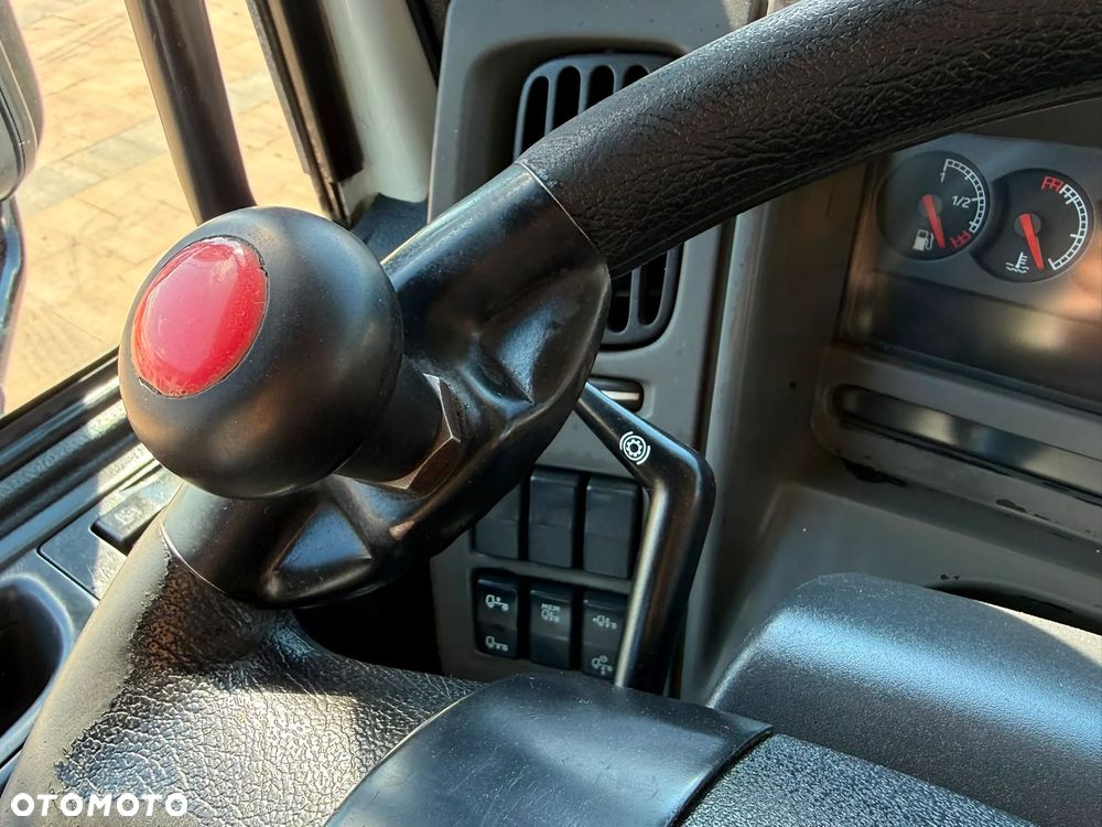 Renault Premium - 13