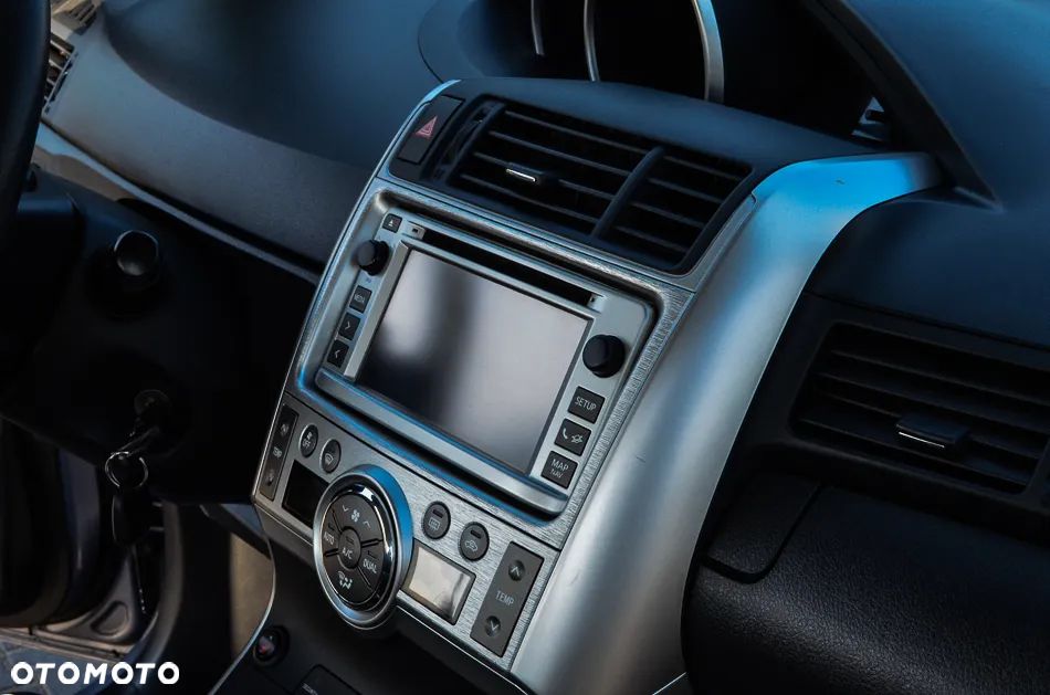 Toyota Verso 1.6 Premium 7os - 28