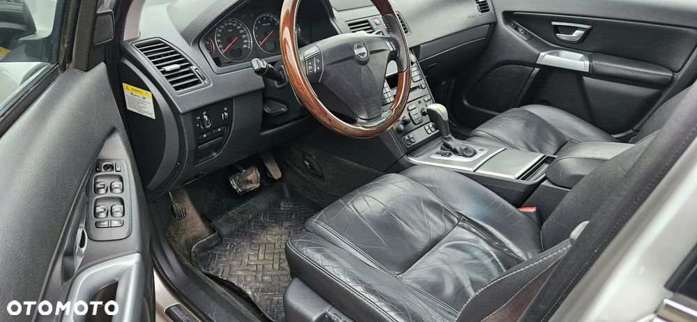 Volvo XC 90 2.9 T6 - 8