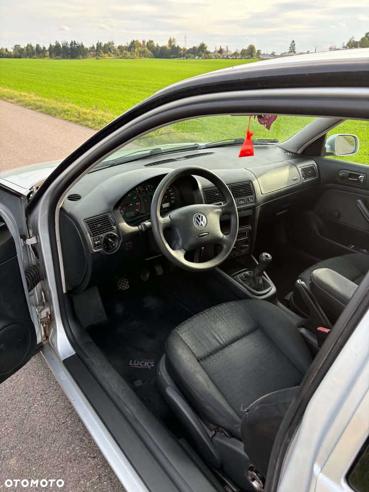 Volkswagen Golf - 13