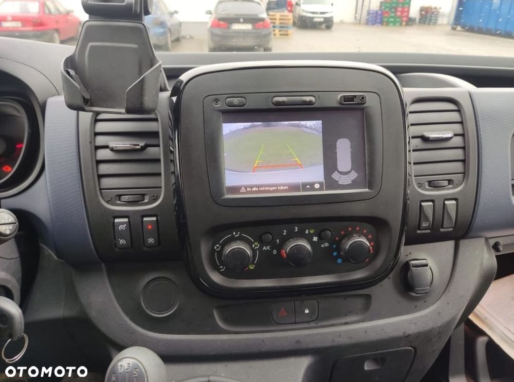 Opel VIVARO - 24
