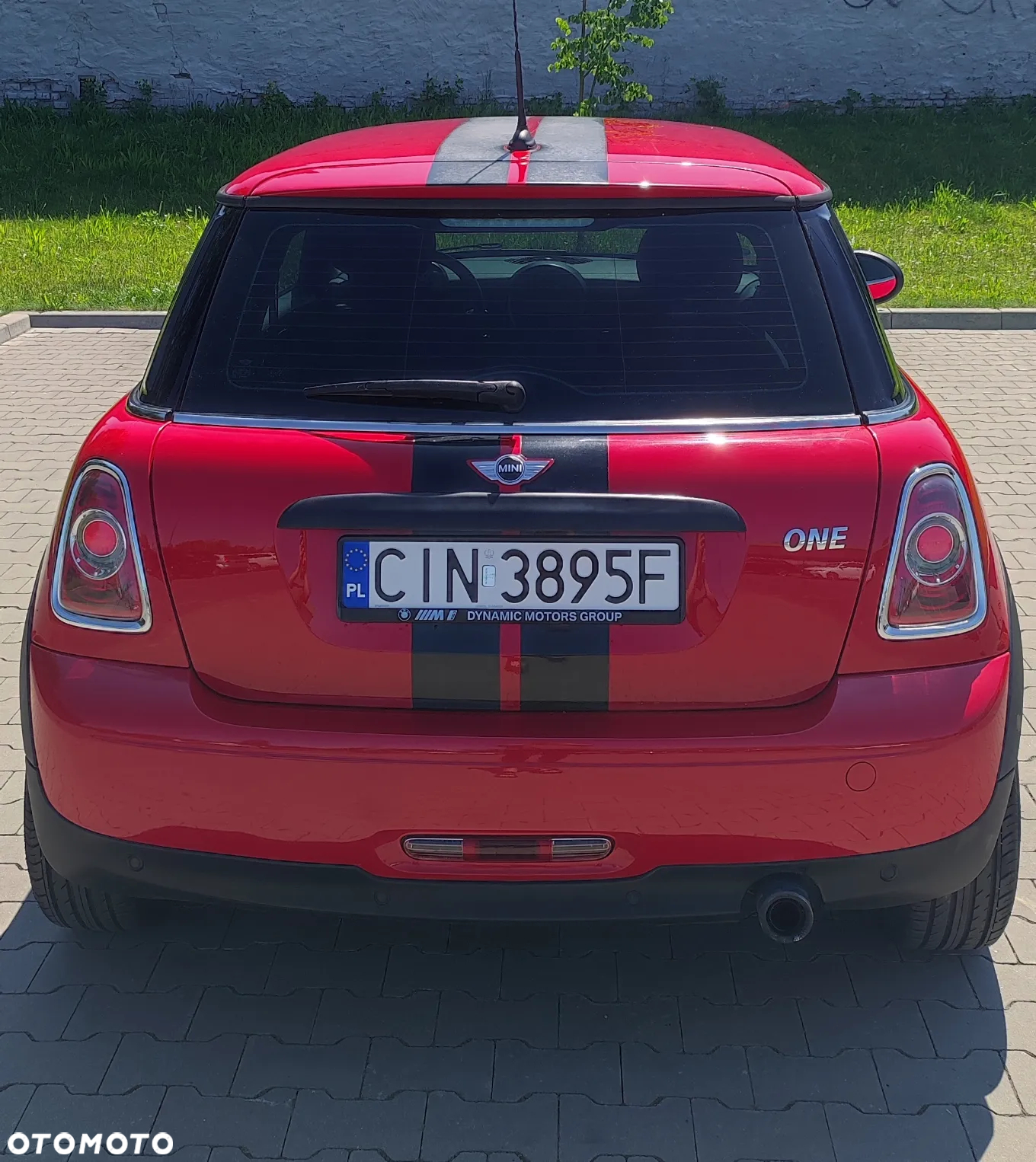 MINI ONE Standard - 4