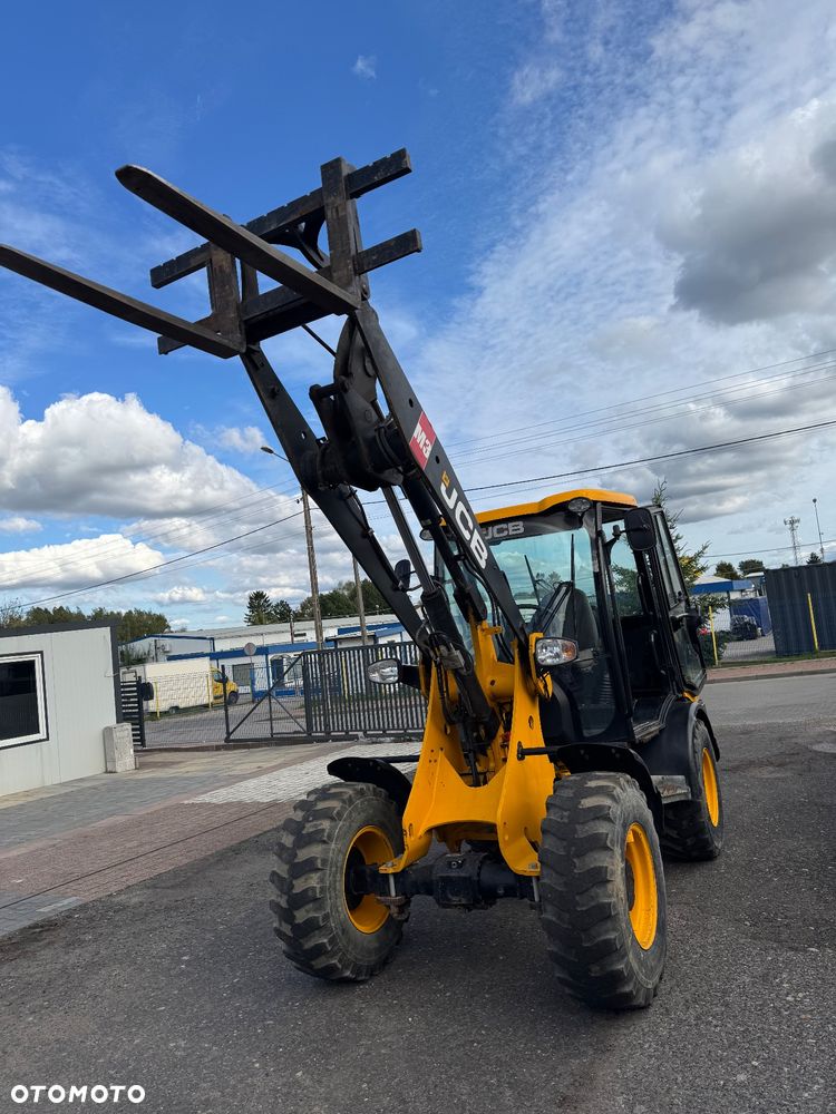 JCB 406 T4 - 3