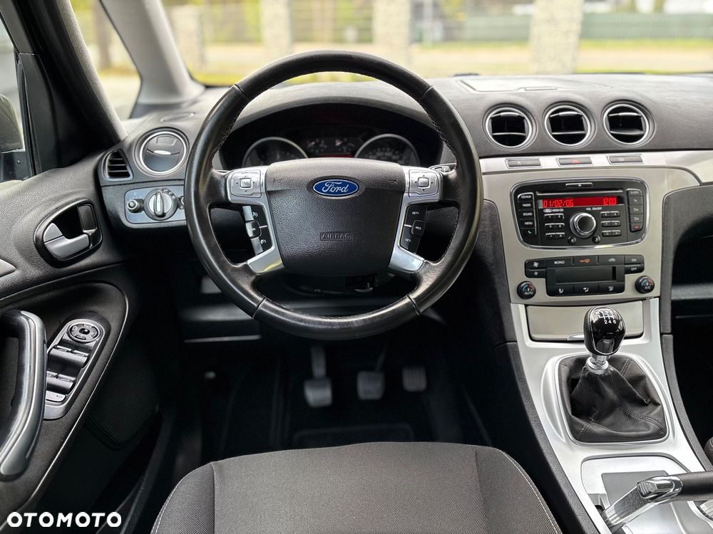 Ford Galaxy 2.0 TDCi Titanium - 16