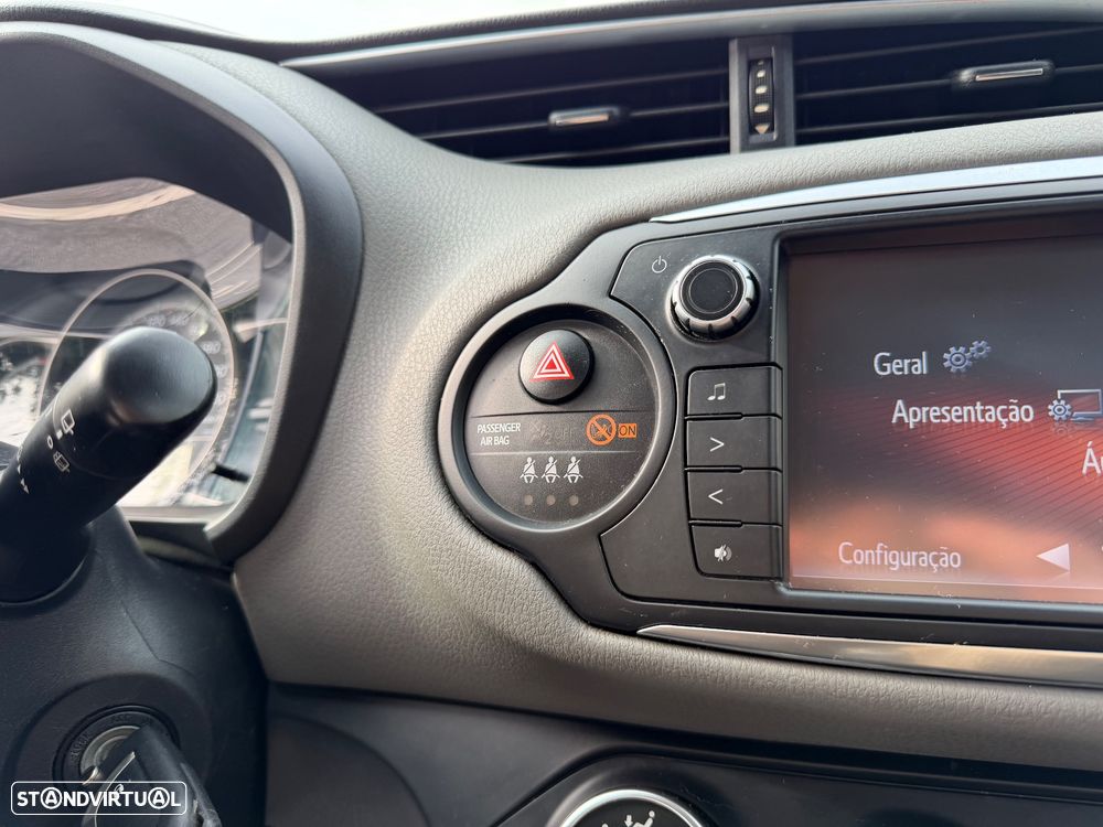 Toyota Yaris 1.4 D-4D Comfort+P.Style - 36